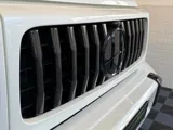 Car thumbnail 6