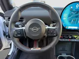 Car thumbnail 7