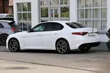 Car thumbnail 5