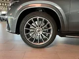 Car thumbnail 6