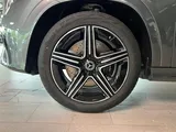 Car thumbnail 5