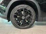 Car thumbnail 6