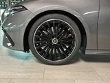 Car thumbnail 6
