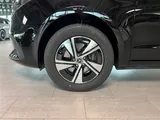 Car thumbnail 6