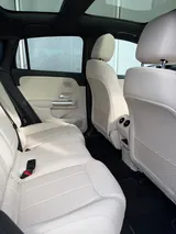 Car thumbnail 7