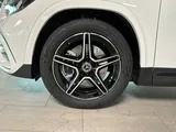 Car thumbnail 6