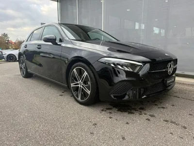Mercedes-Benz A 180 7G-DCT