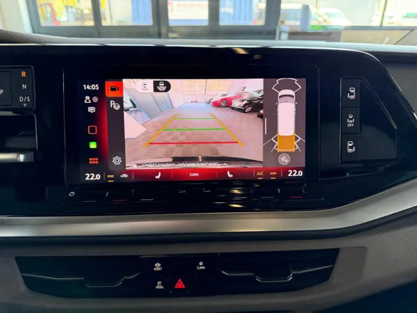 Car image 21