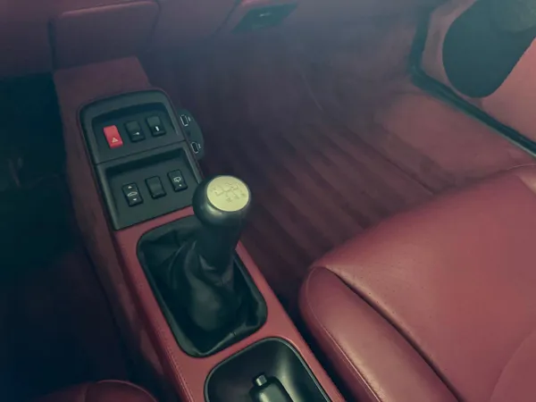 Car image 15