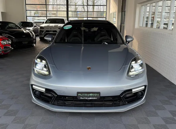 Car image 7