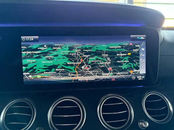 Car image 21