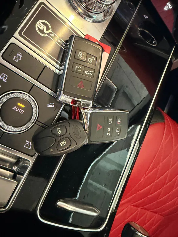 Car image 21