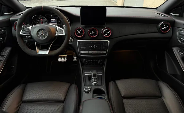 Car image 15