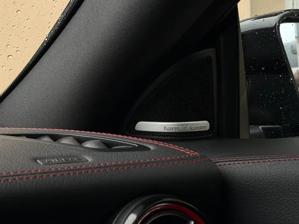 Car image 23
