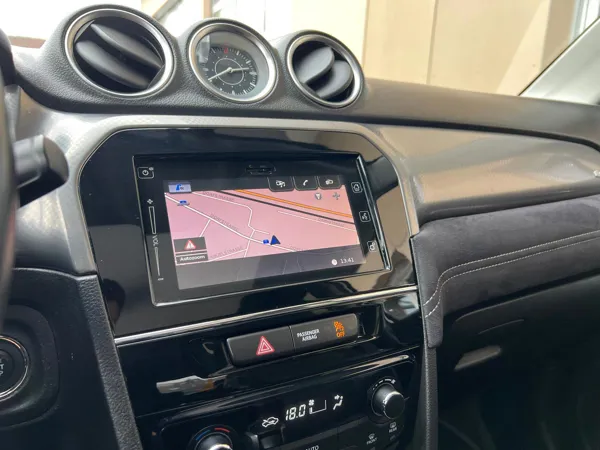 Car image 20