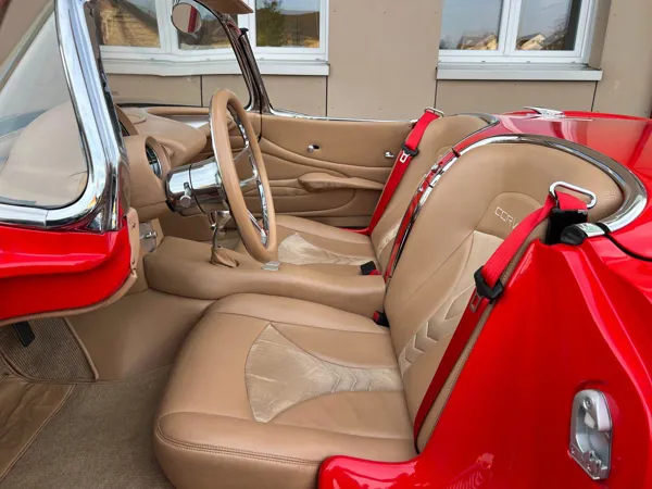 Car image 13
