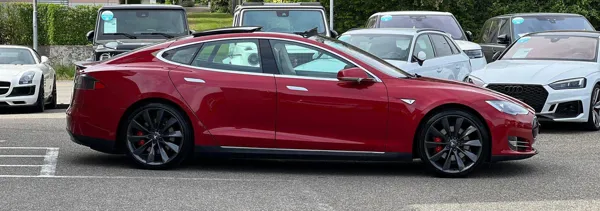 Car image 5