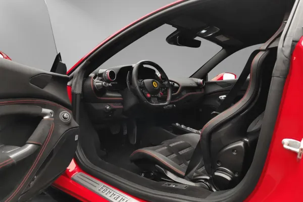 Car image 11