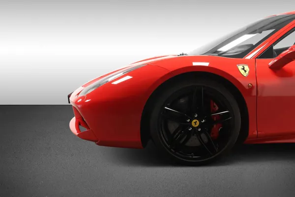 Car image 9
