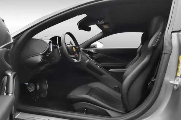 Car image 12