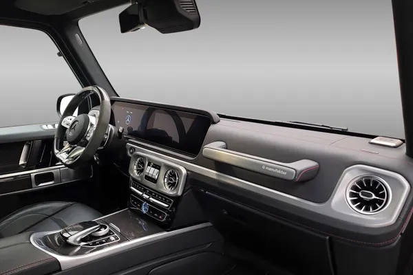 Car image 11