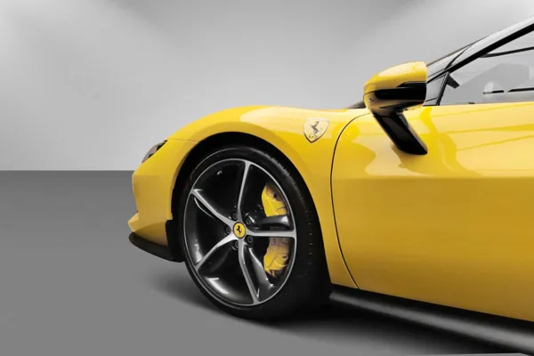 Car image 9