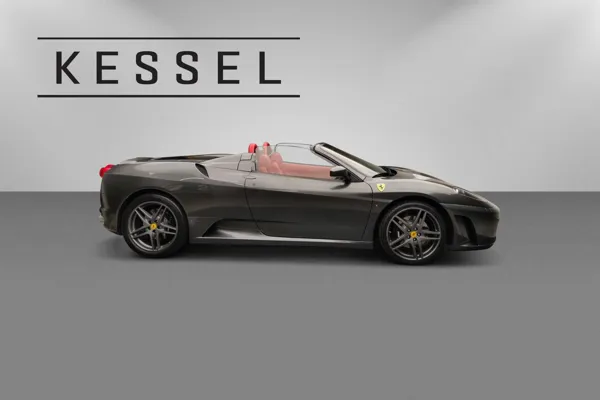 Car image 8
