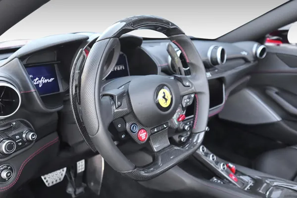 Car image 9