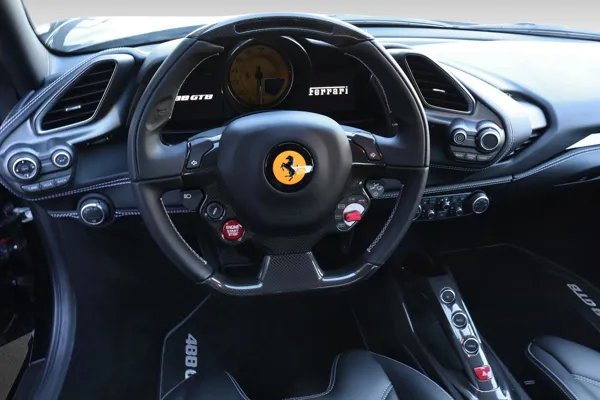 Car image 16