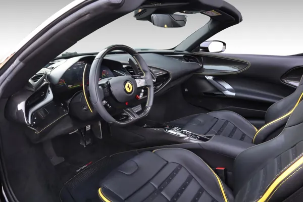 Car image 11