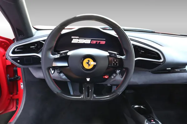 Car image 9