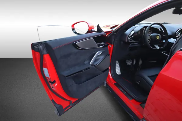 Car image 11