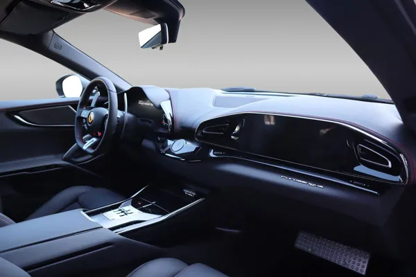 Car image 13