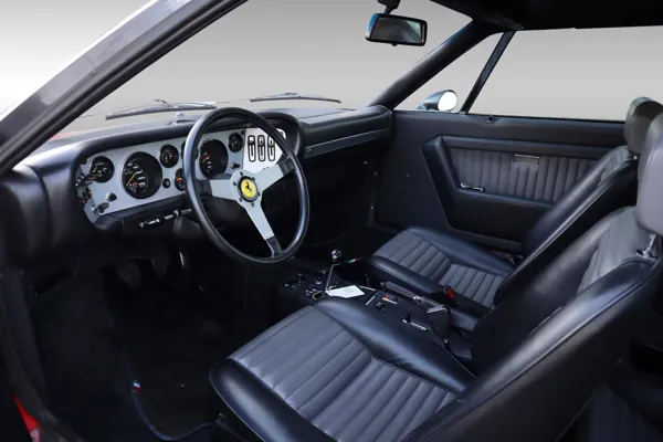 Car image 15