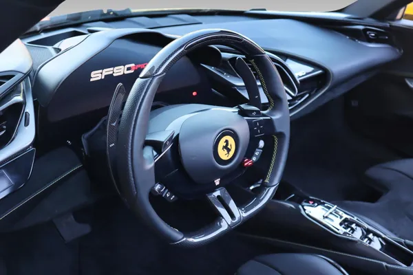 Car image 16