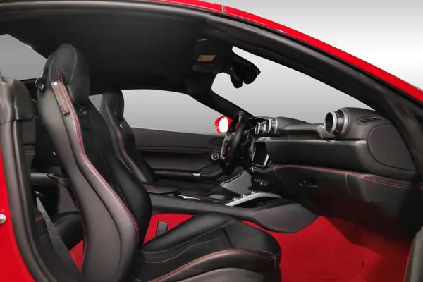 Car image 14