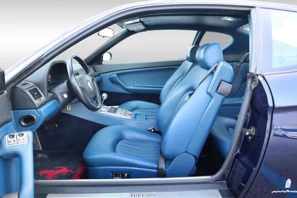 Car image 13