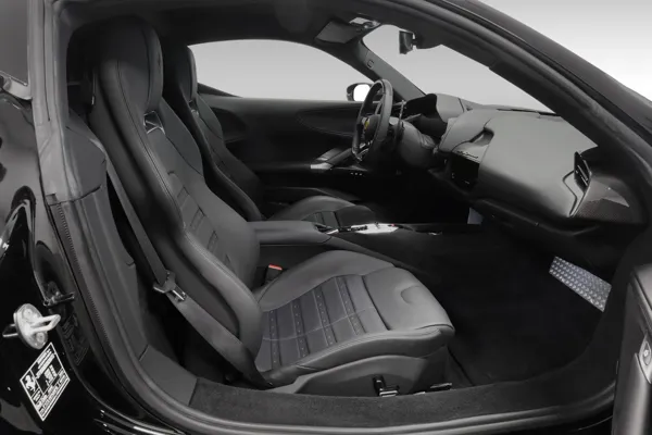 Car image 11