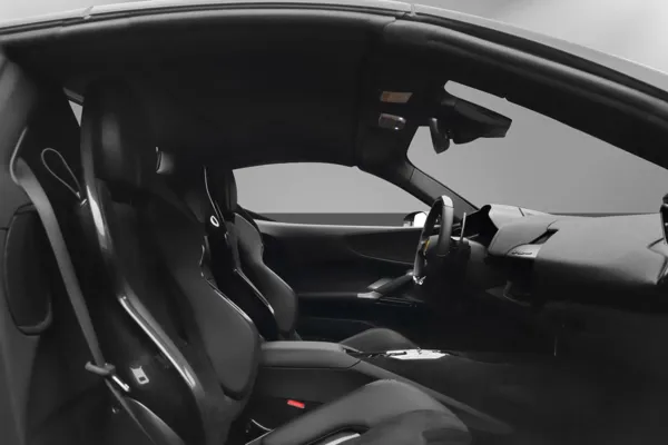 Car image 13