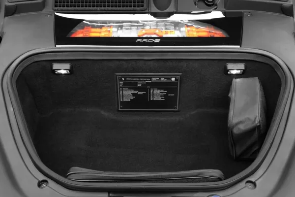 Car image 15