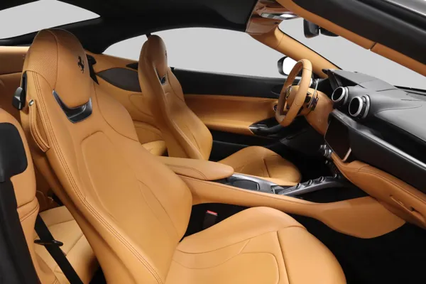 Car image 12