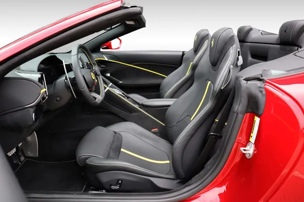 Car image 13