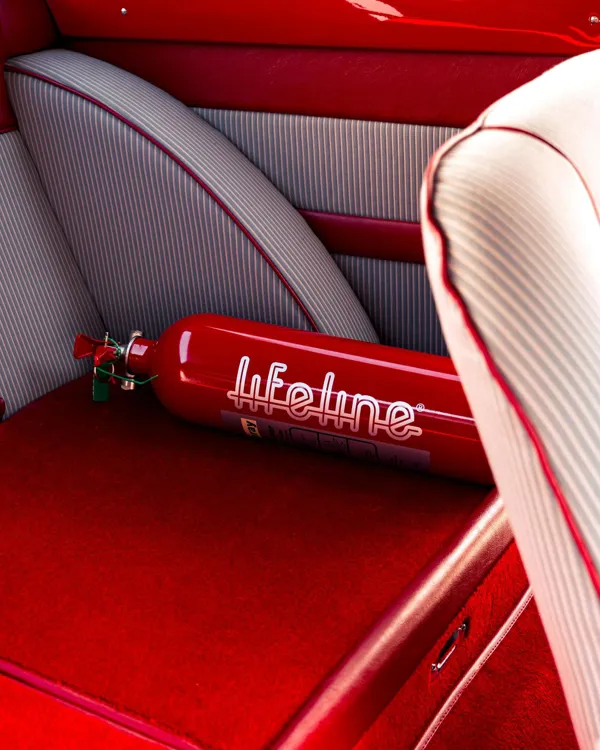 Car image 7
