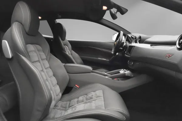 Car image 12