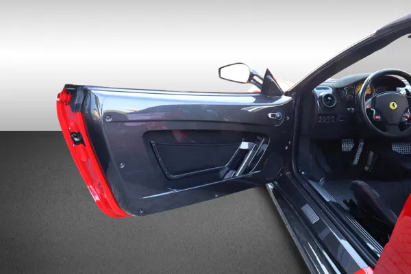 Car image 11