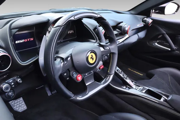 Car image 13