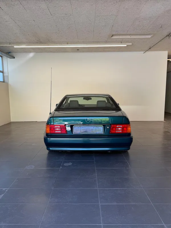 Car image 7