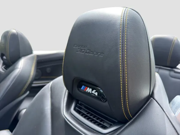 Car image 26