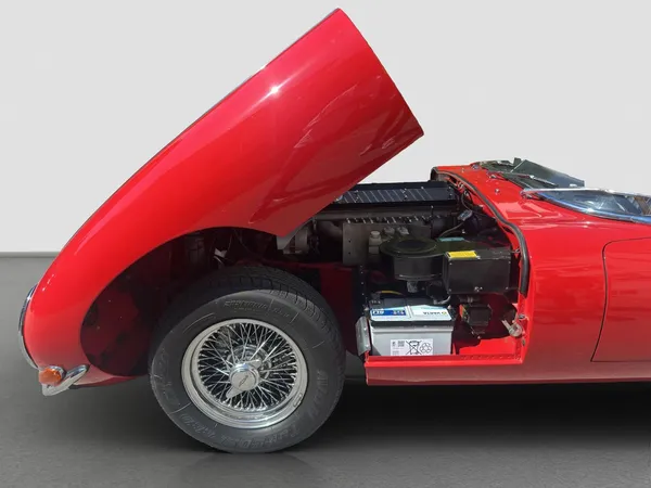 Car image 9