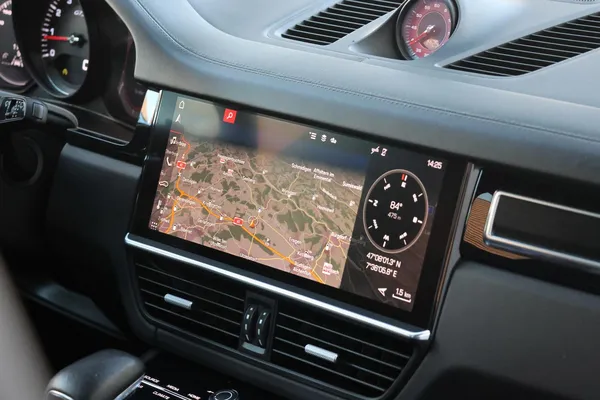 Car image 21